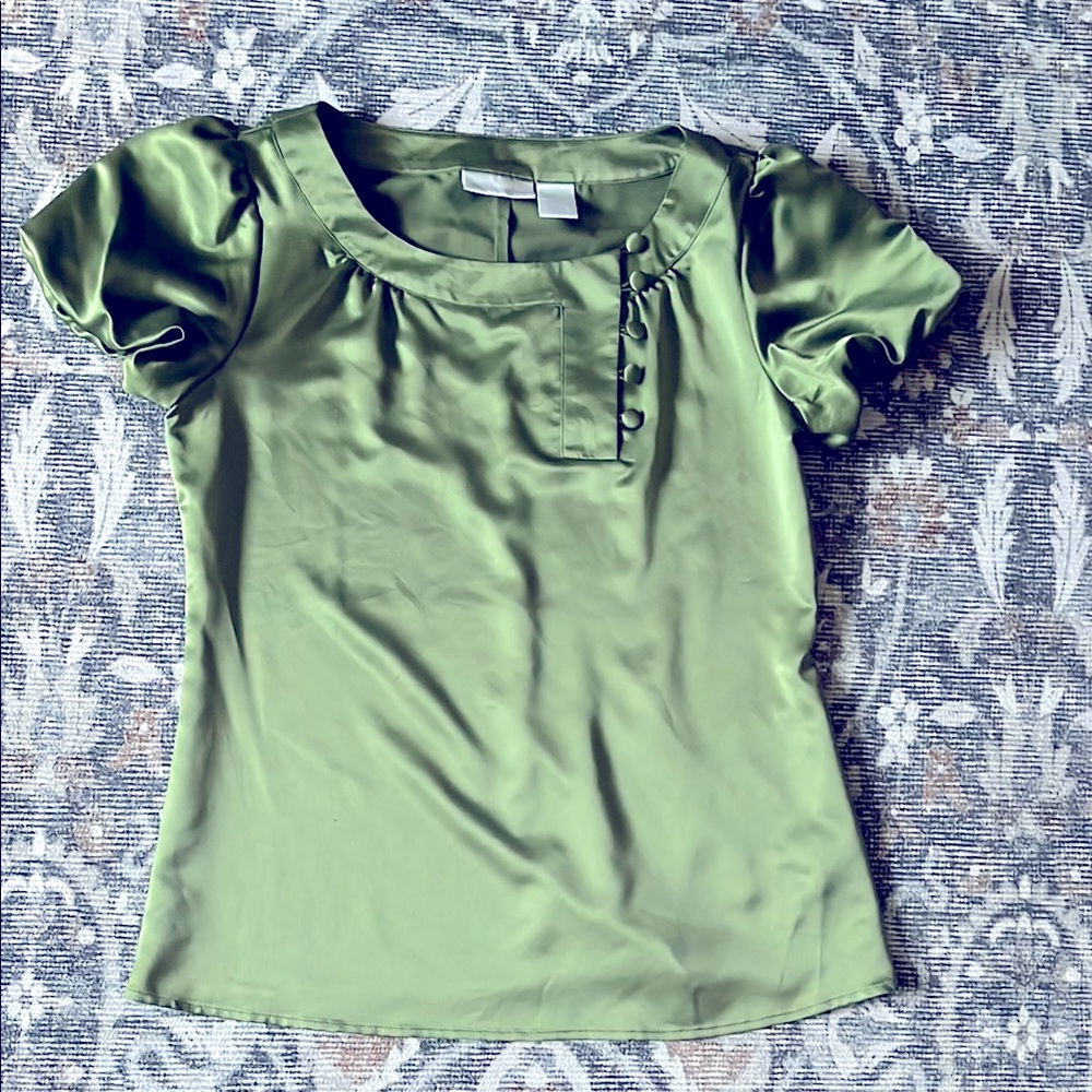 Worthington Green Fitted Cap Sleeve Blouse